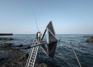 Illustration for article titled These Eerie Kinetic Sculptures by the Sea Would Also Make Electricity